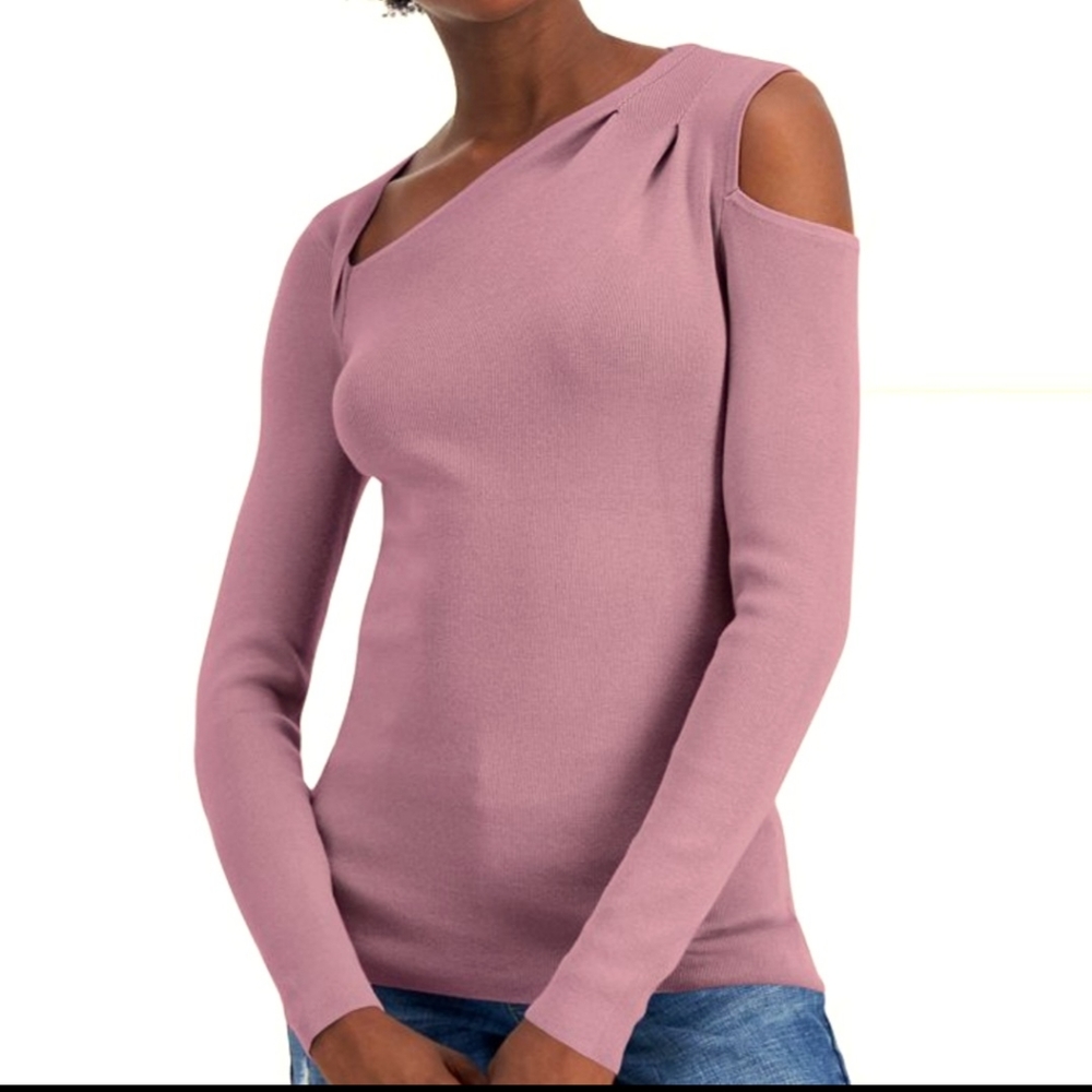 Plus size Asymmetrical Cold shoulder top Mauve (pink)